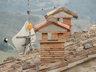 Ladrillos Rústicos Corianos - Chimeneas fabricadas con ladrillos rústicos